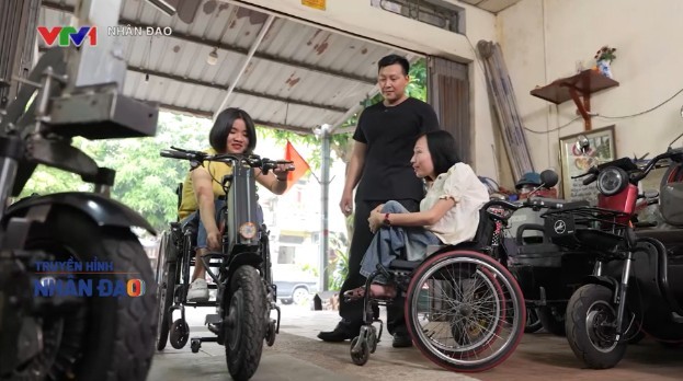 Nữ giám đốc ngồi xe lăn khởi nghiệp từ khát vọng giúp người khuyết tật tự lập Nữ giám đốc ngồi xe lăn khởi nghiệp từ khát vọng giúp người khuyết tật tự lập