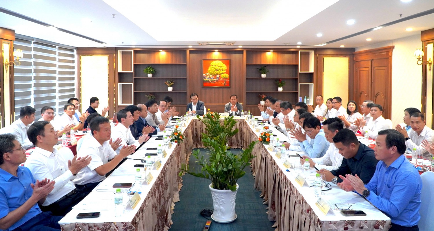 Toàn cảnh Hội nghị rà soát chiến lược PV Drilling đến năm 2030, tầm nhìn tới năm 2050, và kế hoạch 5 năm giai đoạn 2026 – 2030 Toàn cảnh Hội nghị rà soát chiến lược PV Drilling đến năm 2030, tầm nhìn tới năm 2050, và kế hoạch 5 năm giai đoạn 2026 – 2030