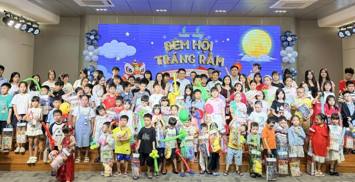 PVU và PVCollege rộn ràng tổ chức "Đêm Hội Trăng Rằm 2026"