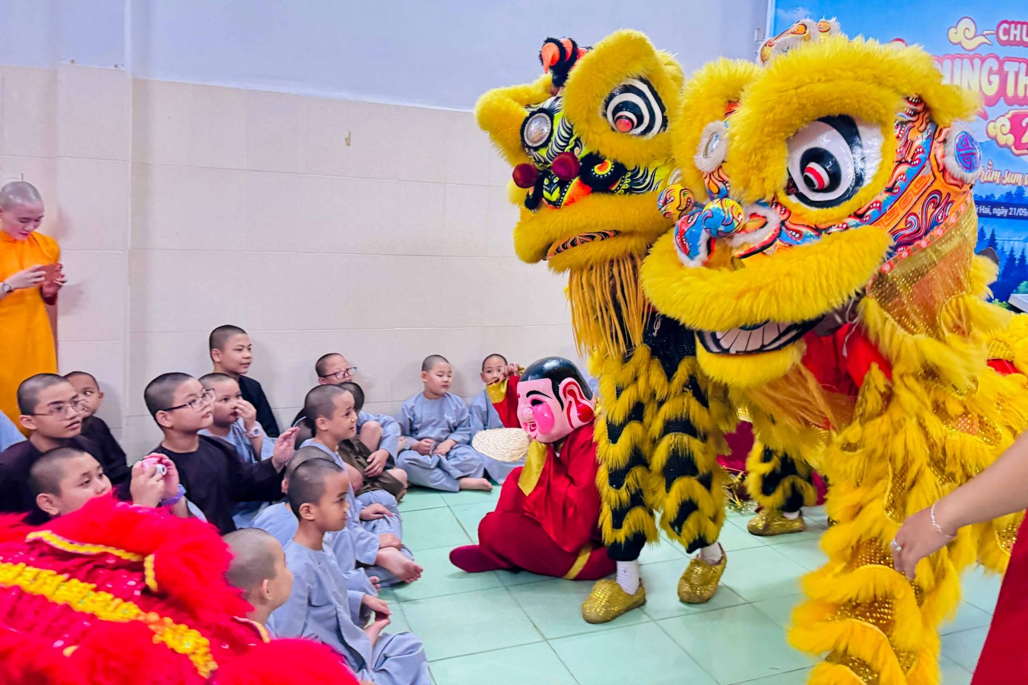 BSR thắp sáng ước mơ, mang Trung thu trọn vẹn yêu thương đến với thiếu nhi khó khăn