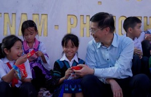 [VIDEO] Ấm áp mùa Trung thu đầu tiên dưới mái trường mang tên PETROVIETNAM nơi biên giới