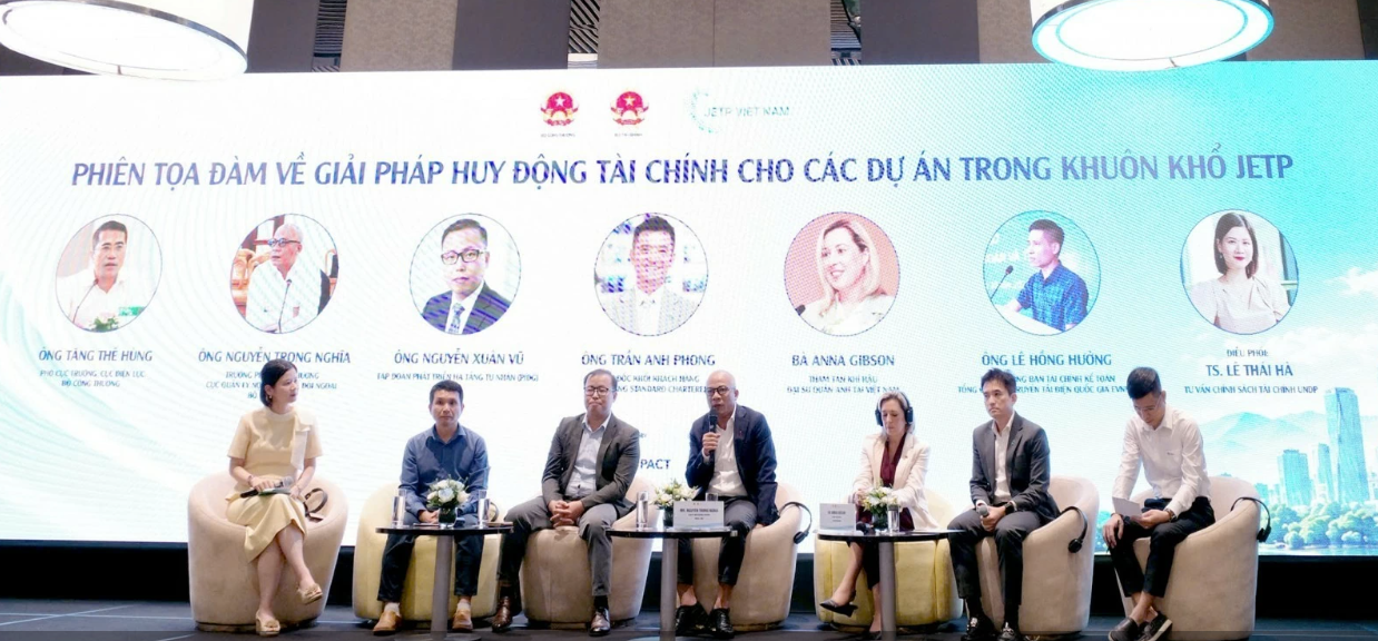 Khơi thông dòng vốn xanh cho chuyển dịch năng lượng