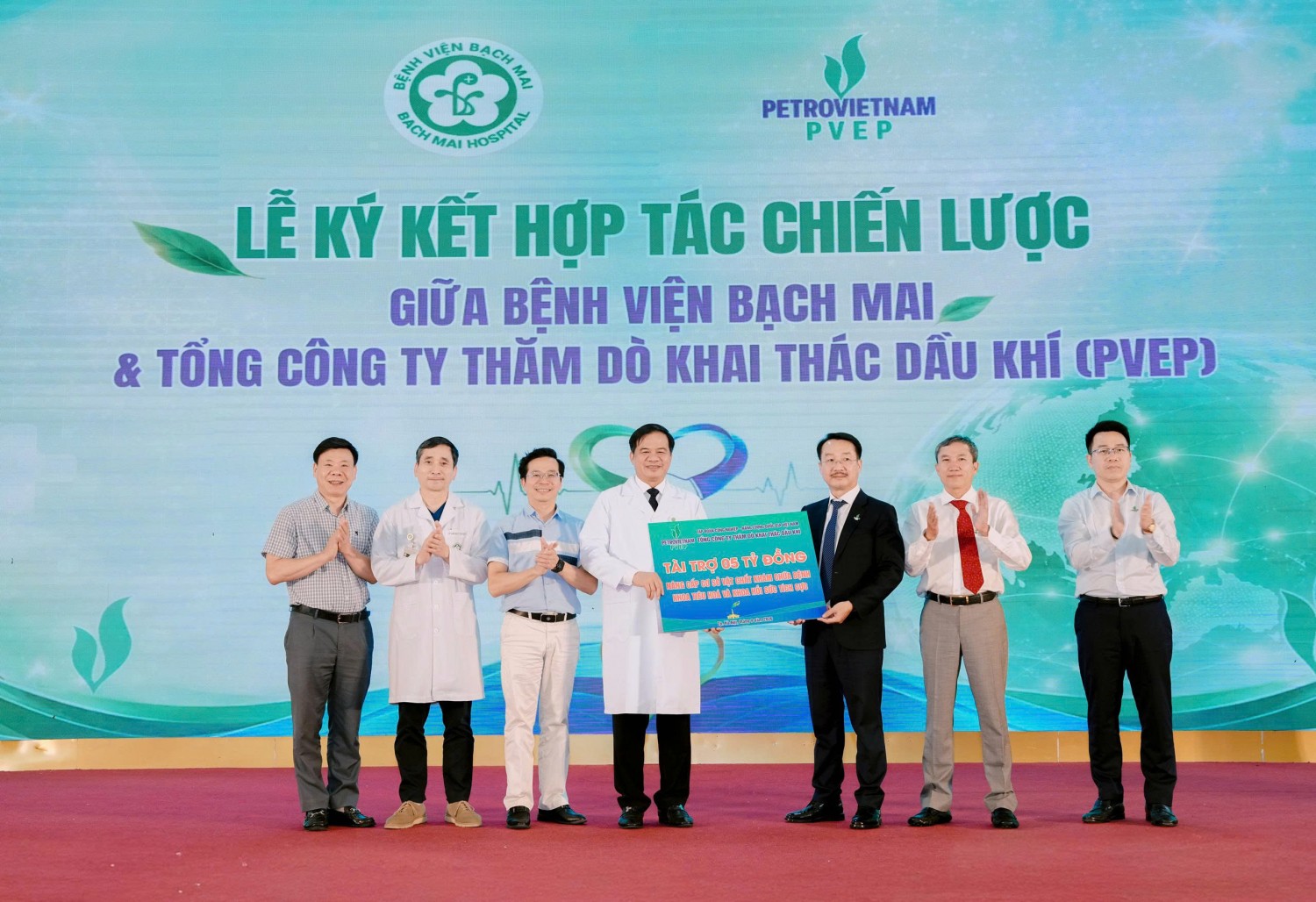 PVEP và Bệnh viện Bạch Mai tăng cường hợp tác vì sức khỏe người lao động PVEP và Bệnh viện Bạch Mai tăng cường hợp tác vì sức khỏe người lao động