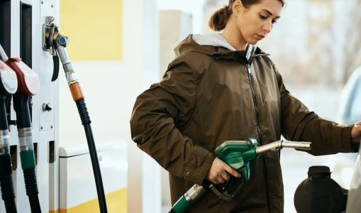 Goldman Sachs cảnh báo hệ lụy từ lệnh cấm xuất khẩu diesel của Mỹ