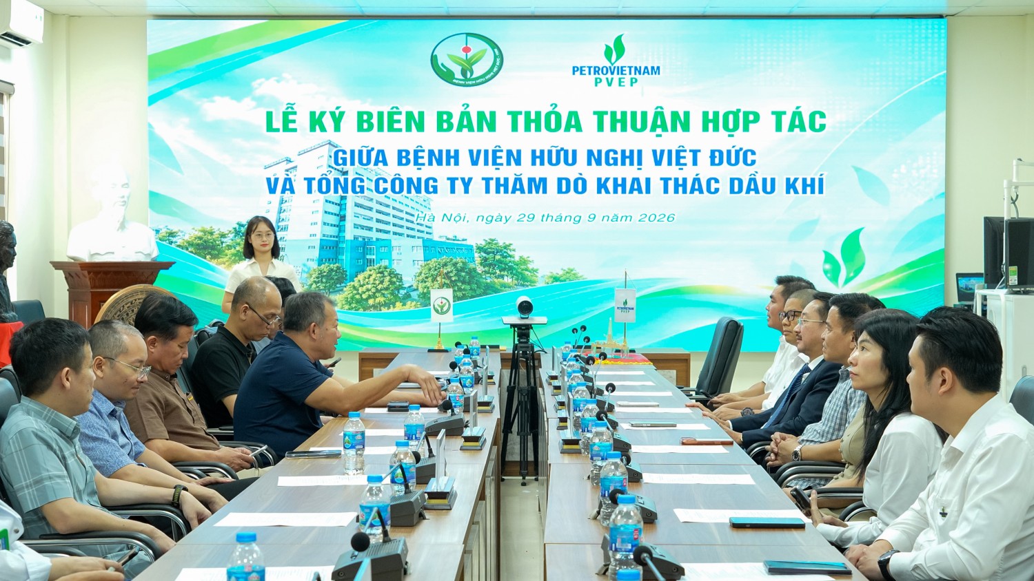 PVEP và Bệnh viện Hữu nghị Việt Đức ký kết hợp tác, mở rộng kết nối y tế chuyên sâu
