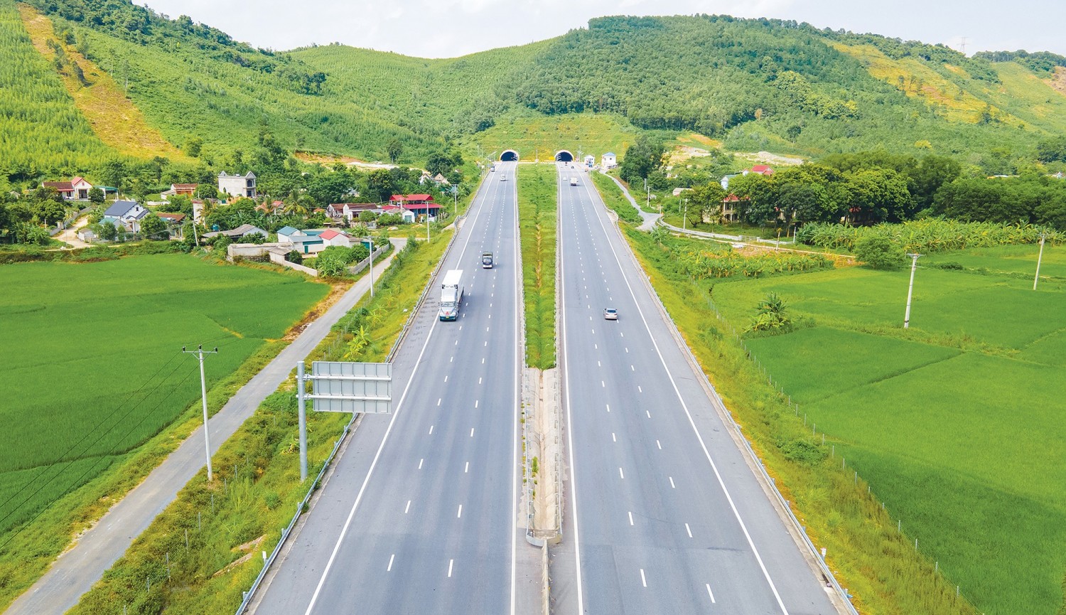 Phát triển cao tốc giai đoạn 2026-2030: Bài toán lớn về nguồn vốn