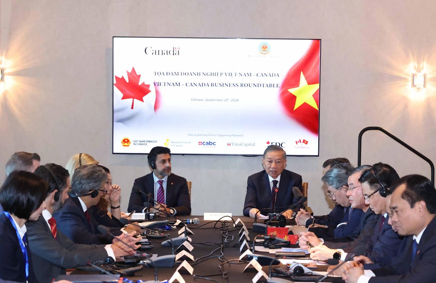 PETROVIETNAM thúc đẩy hợp tác với doanh nghiệp Canada, tăng cường an ninh năng lượng và chuyển dịch năng lượng