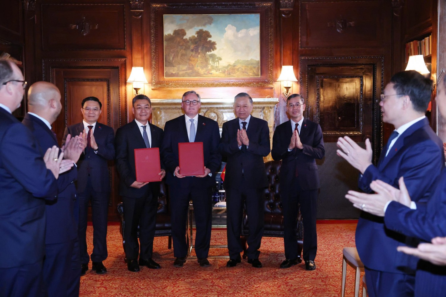 PETROVIETNAM thúc đẩy các dự án năng lượng và hợp tác với doanh nghiệp Hoa Kỳ PETROVIETNAM thúc đẩy các dự án năng lượng và hợp tác với doanh nghiệp Hoa Kỳ