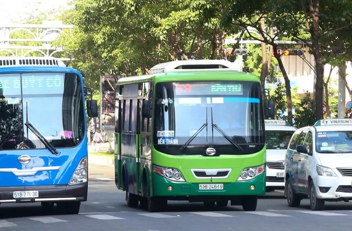 Tin tức nổi bật ngày 30/9: 7 cách xác thực khi đi xe buýt miễn phí ở TP HCM