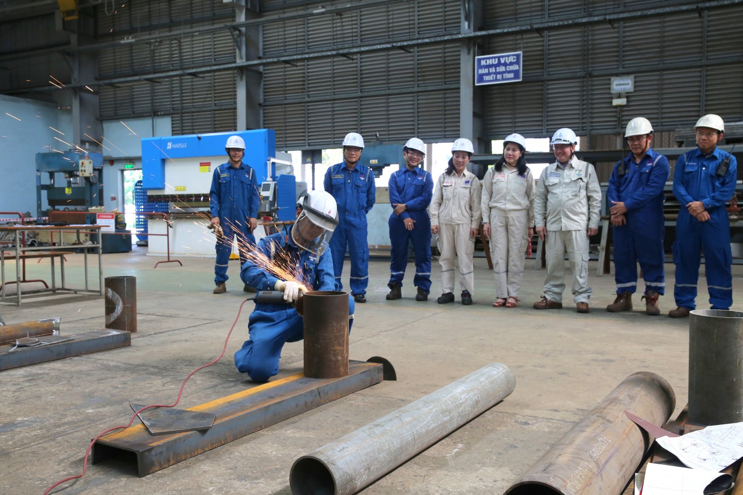 Phát huy sức mạnh nguồn nhân lực BSR