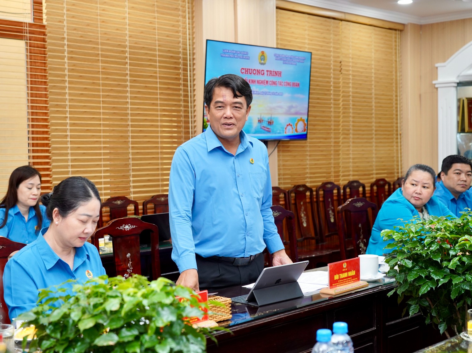 Công đoàn PETROVIETNAM và LĐLĐ TP.HCM trao đổi kinh nghiệm hoạt động