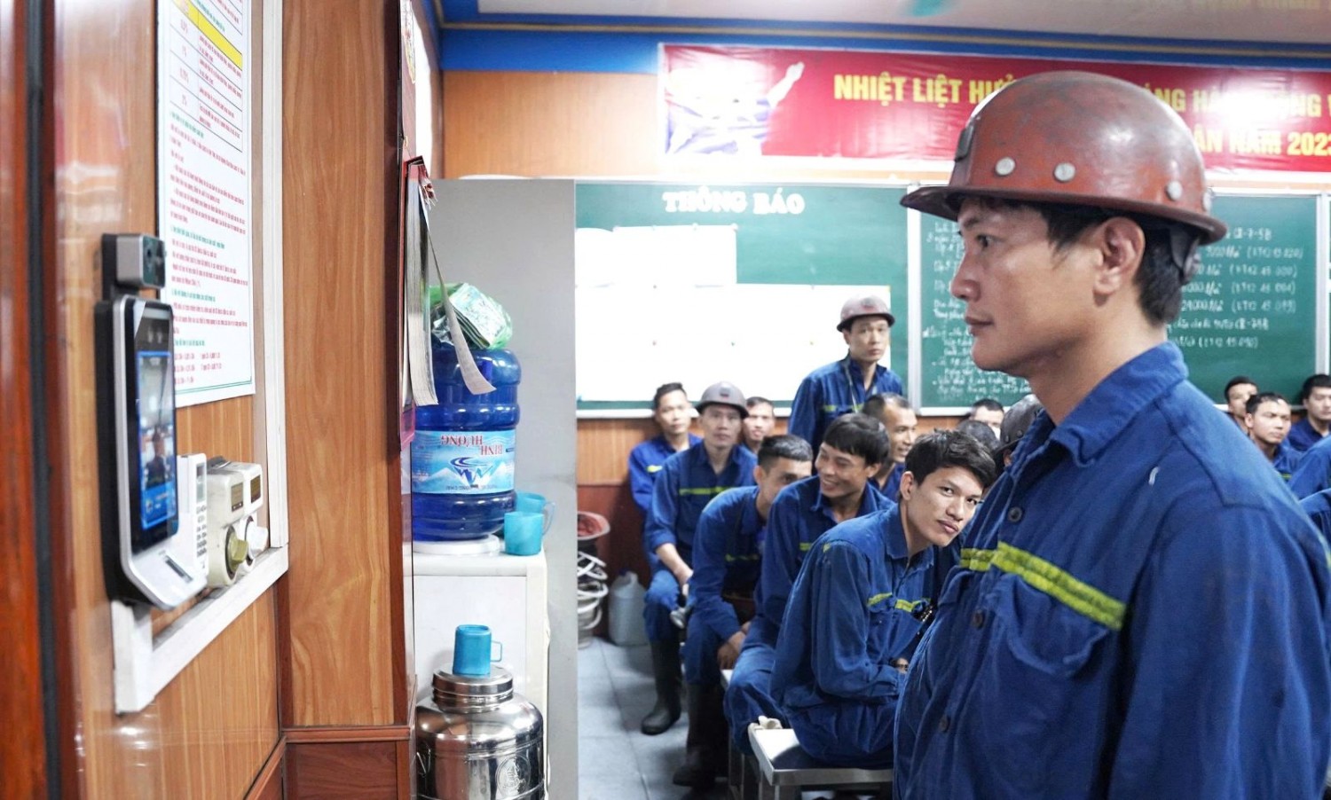 TKV hướng đến mục tiêu trở thành doanh nghiệp số vào năm 2030 TKV chuyển đổi số