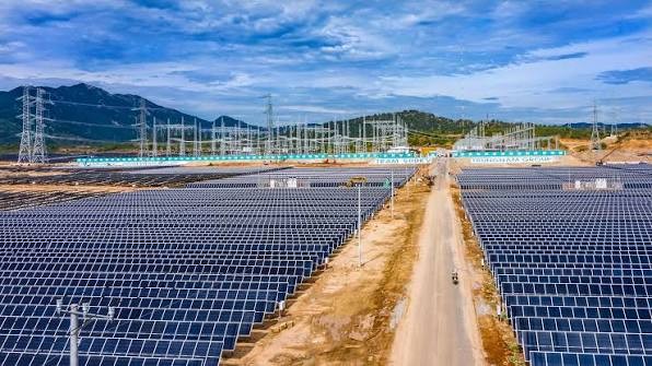 Điện mặt trời Trung Nam Thuận Nam: Lỗ bán niên, vốn chủ sở hữu giảm hơn 72%
