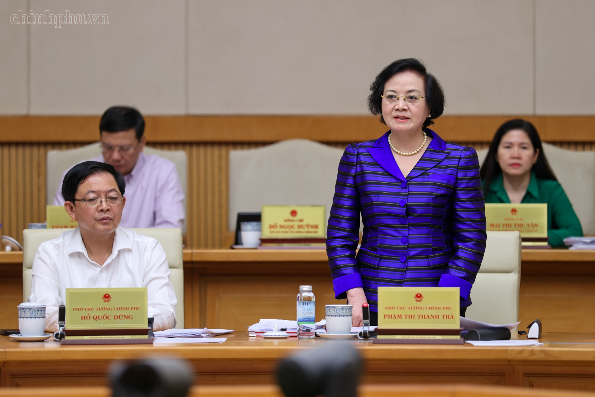 Thủ tướng: Quyết tâm cao nhất để GDP quý IV tăng trên 12,5%