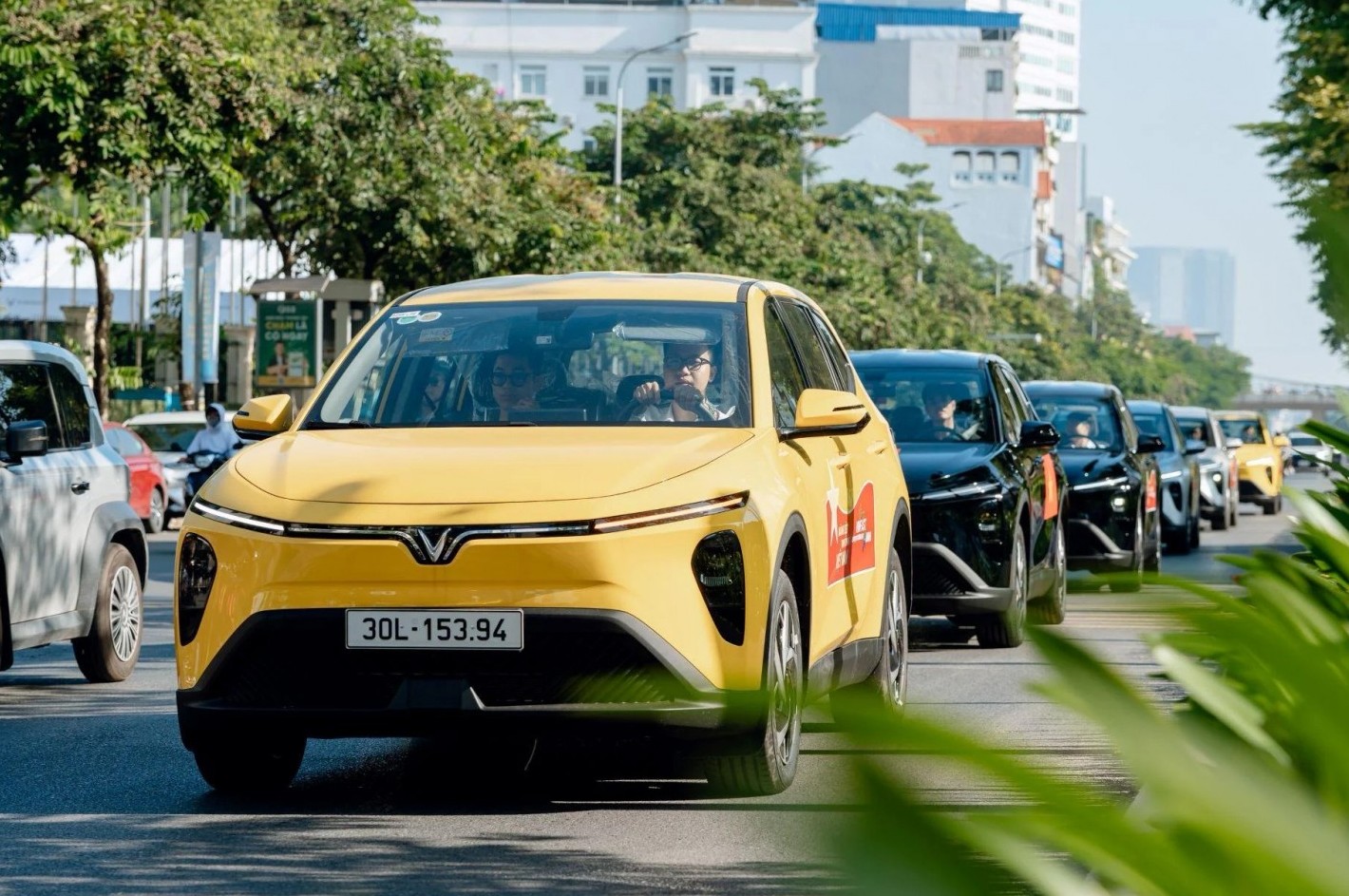 Chạy hàng ngàn km mỗi tháng, tài xế xe điện VinFast tiết kiệm chi phí ra sao?