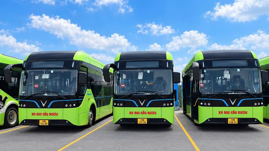Xe buýt Hà Nội tiếp tục lộ trình chuyển đổi xanh