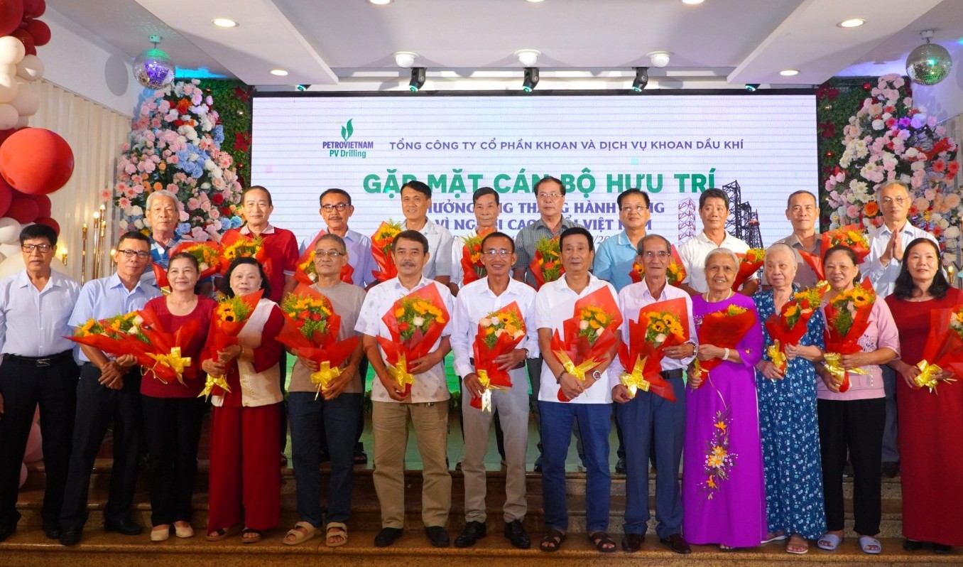 PV Drilling tri ân cán bộ hưu trí qua các thời kỳ
