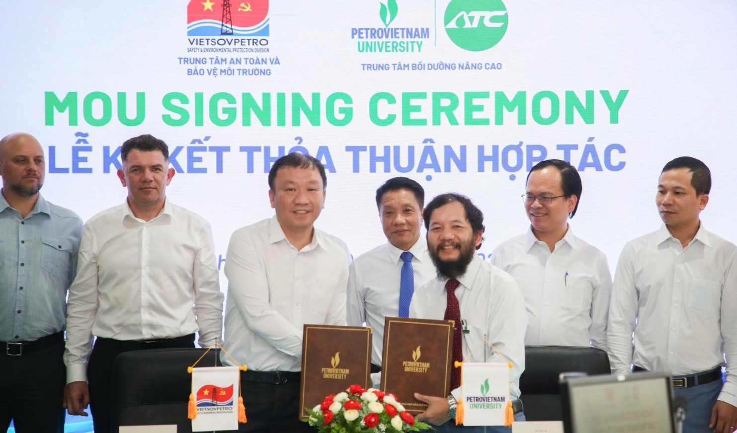 PVU và Vietsovpetro tăng cường hợp tác đào tạo, nghiên cứu khoa học