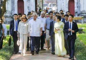 Tổng thống Panama và Phu nhân thăm Văn Miếu - Quốc Tử Giám