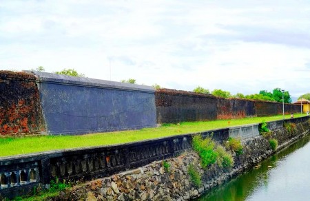Gạch vỡ Kinh kỳ