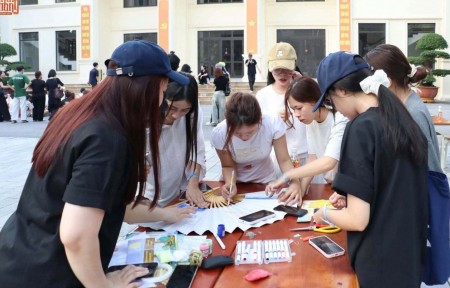“Chạm Phiến Khởi Phong” - Sân chơi sáng tạo của sinh viên Khoa Tuyên truyền AJC