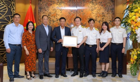 PETROVIETNAM nhận Giấy khen về tuân thủ chính sách, pháp luật thuế năm 2025