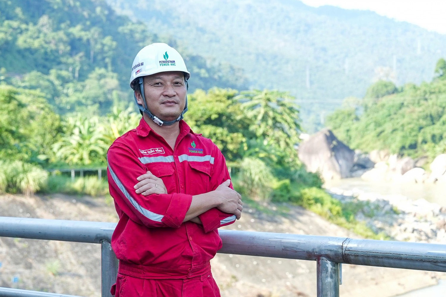Hủa Na: Lựa chọn không xuôi dòng Hủa Na: Lựa chọn không xuôi dòng