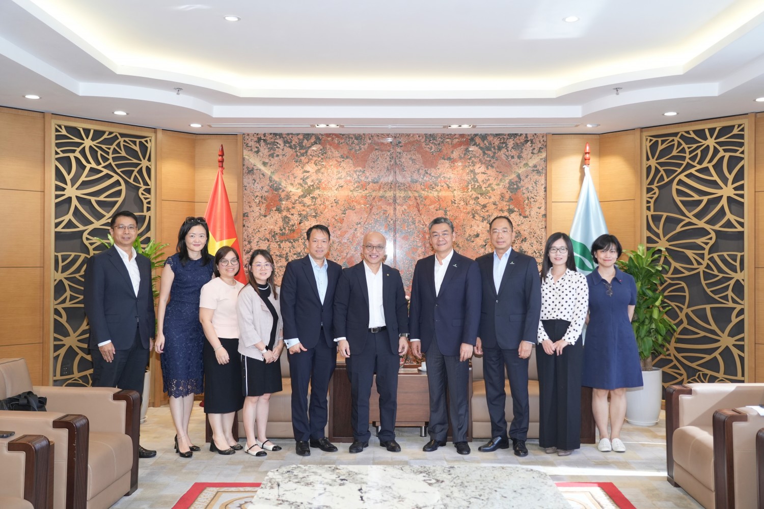 PETROVIETNAM và Maybank thúc đẩy hợp tác tài chính năng lượng PETROVIETNAM và Maybank thúc đẩy hợp tác tài chính năng lượng