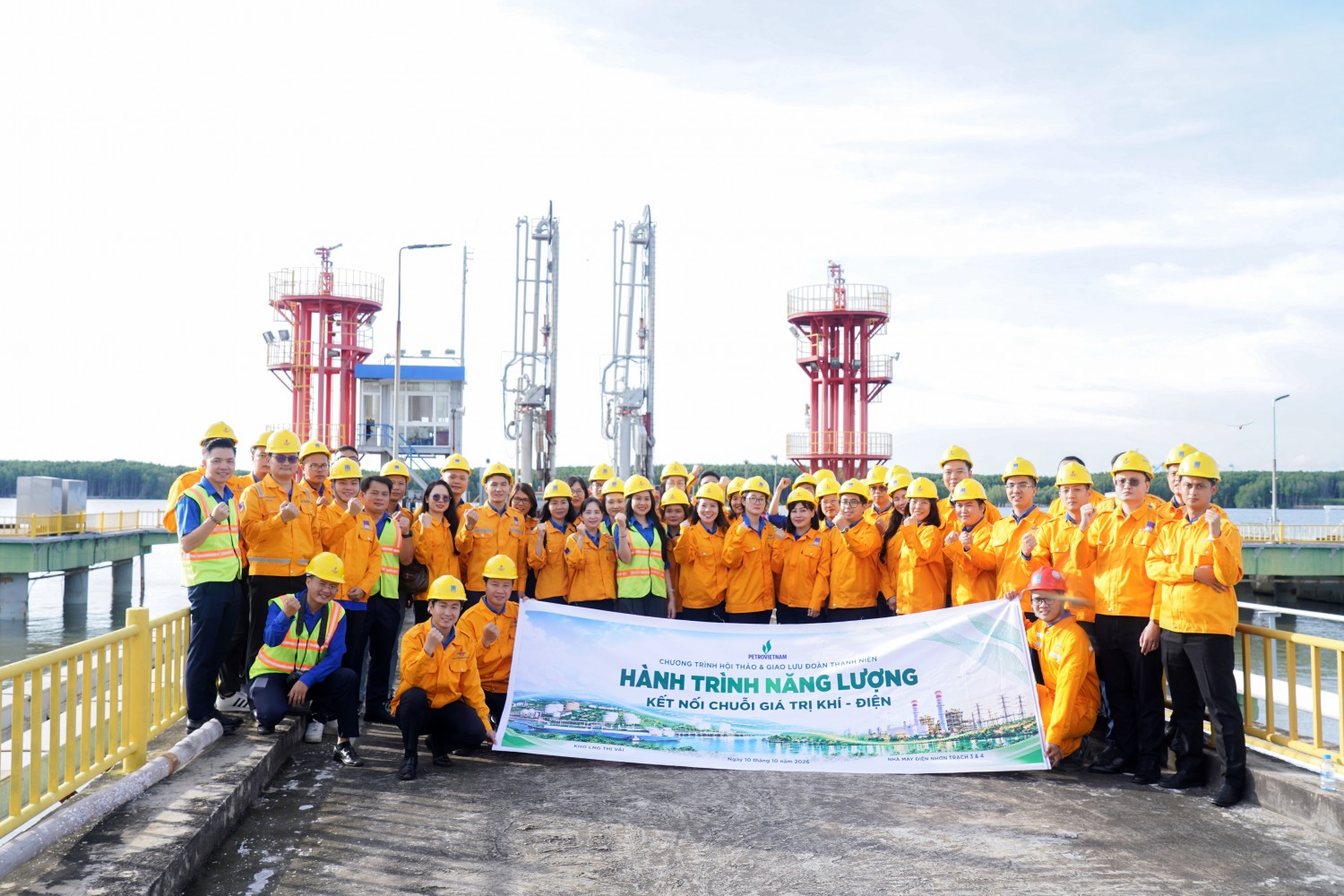 Tuổi trẻ PETROVIETNAM kết nối chuỗi giá trị khí - điện qua hành trình trải nghiệm thực tế Tuổi trẻ PETROVIETNAM kết nối chuỗi giá trị khí - điện qua hành trình trải nghiệm thực tế
