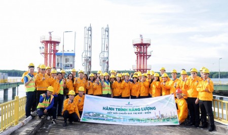 Tuổi trẻ PETROVIETNAM kết nối chuỗi giá trị khí - điện qua hành trình trải nghiệm thực tế