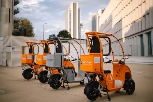 Thị trường xe điện tuần qua: Ra mắt xe máy điện cabin tự hành đầu tiên trên thế giới