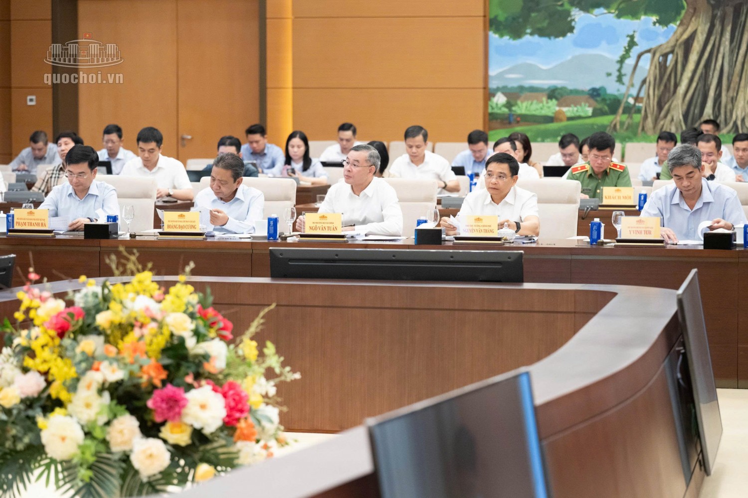 UBTVQH đề nghị làm rõ các động lực tăng trưởng năm 2027 UBTVQH đề nghị làm rõ các động lực tăng trưởng năm 2027