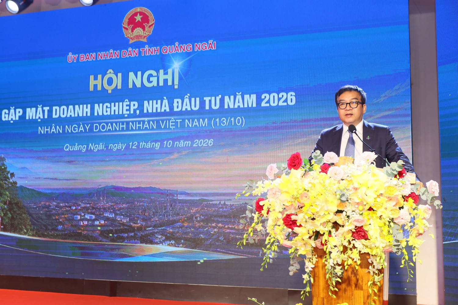 Tổng giám đốc BSR Nguyễn Việt Thắng cam kết sẽ triển khai sâu rộng 6 ý kiến chỉ đạo của Chủ tịch UBND tỉnh Quảng Ngãi và tập trung phát triển BSR theo 4 định hướng chiến lược trong các giai đoạn tiếp theo. Tổng giám đốc BSR Nguyễn Việt Thắng cam kết sẽ triển khai sâu rộng 6 ý kiến chỉ đạo của Chủ tịch UBND tỉnh Quảng Ngãi và tập trung phát triển BSR theo 4 định hướng chiến lược trong các giai đoạn tiếp theo.