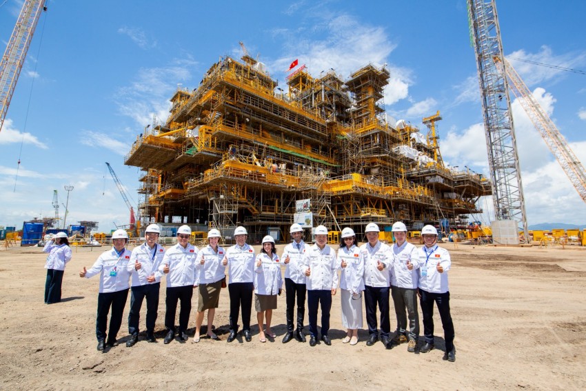 PTSC Marine G&S phối hợp cùng Pacifico Energy khởi động khảo sát hai dự án điện gió ngoài khơi tổng công suất 1,8 GW PTSC Marine G&S phối hợp cùng Pacifico Energy khởi động khảo sát hai dự án điện gió ngoài khơi tổng công suất 1,8 GW