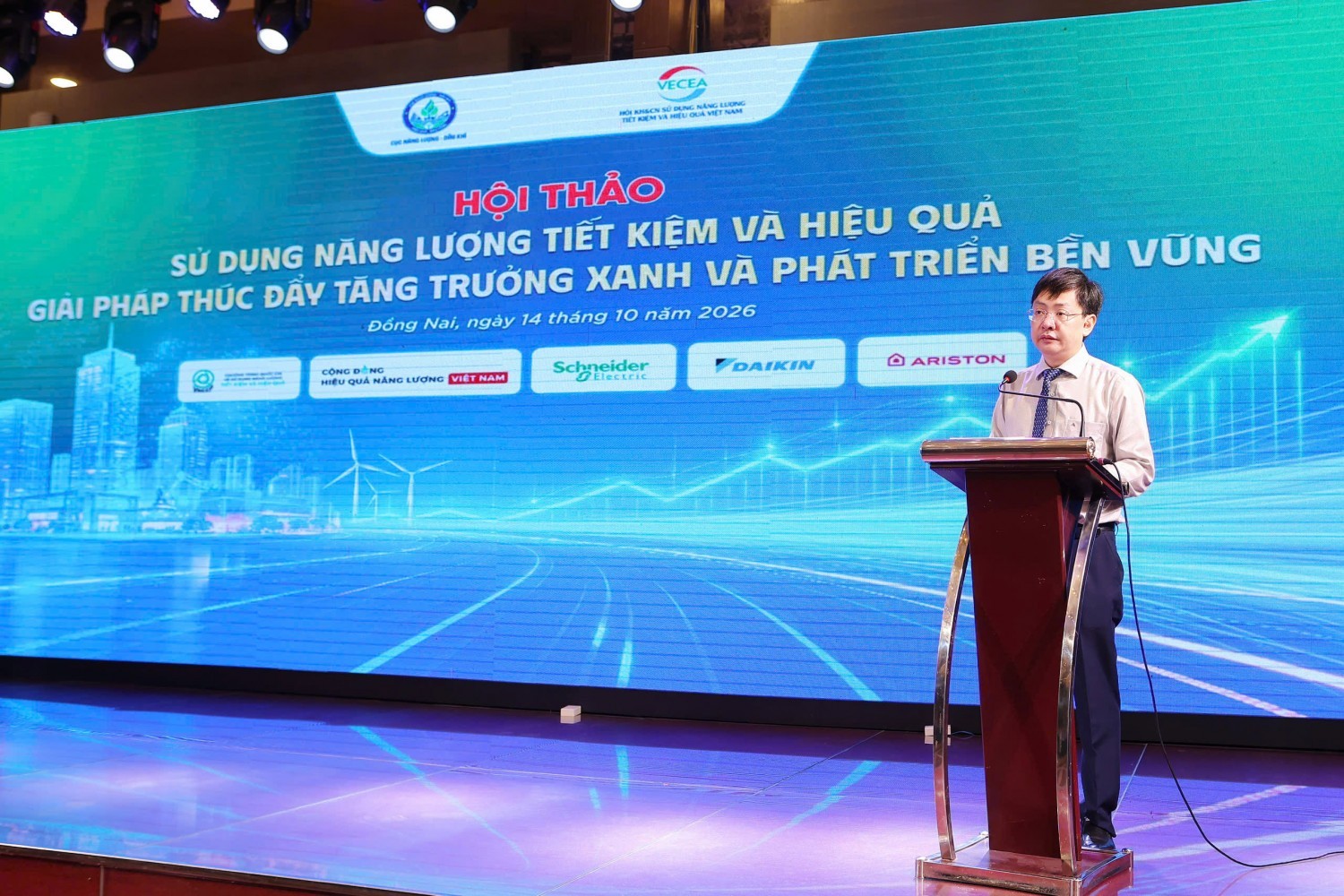 Thúc đẩy kết nối công nghệ, tài chính cho tiết kiệm năng lượng