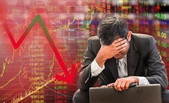 Tin nhanh chứng khoán ngày 14/10: Cổ phiếu bất động sản gây sức ép, VN Index rơi về sát mốc 1.700 điểm