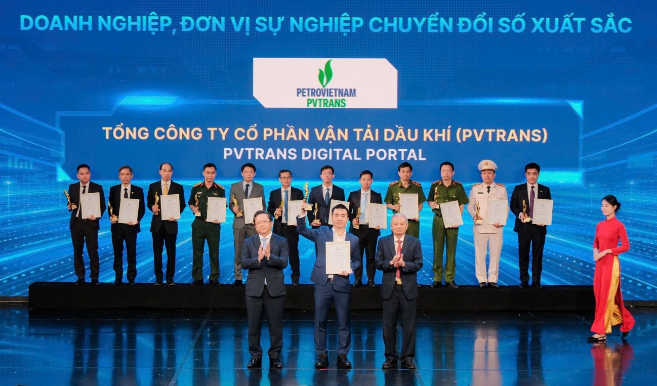 PVTrans được vinh danh “Doanh nghiệp chuyển đổi số xuất sắc” tại Vietnam Digital Awards 2026