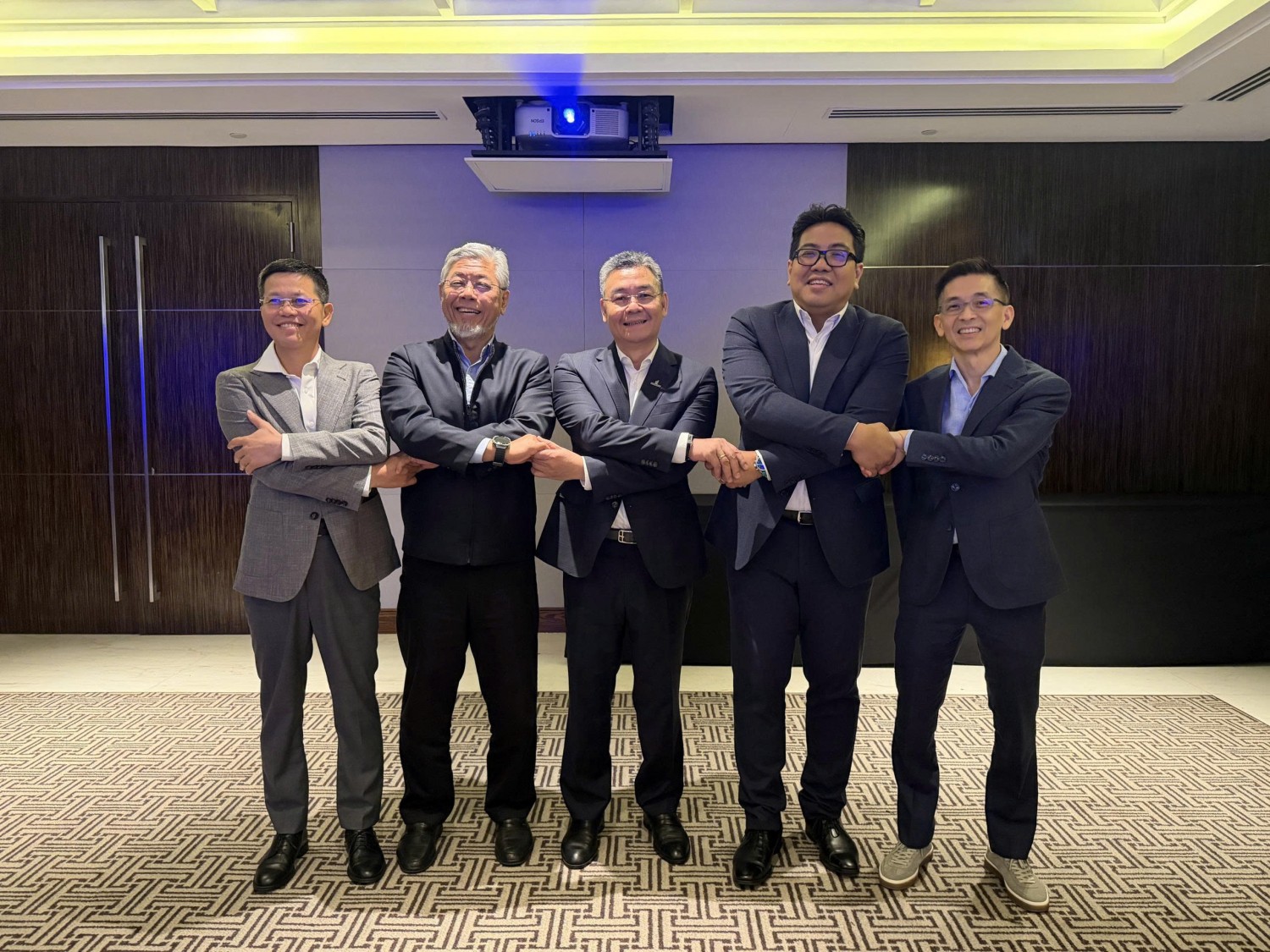PETROVIETNAM thúc đẩy các dự án hợp tác năng lượng tại Singapore PETROVIETNAM thúc đẩy các dự án hợp tác năng lượng tại Singapore