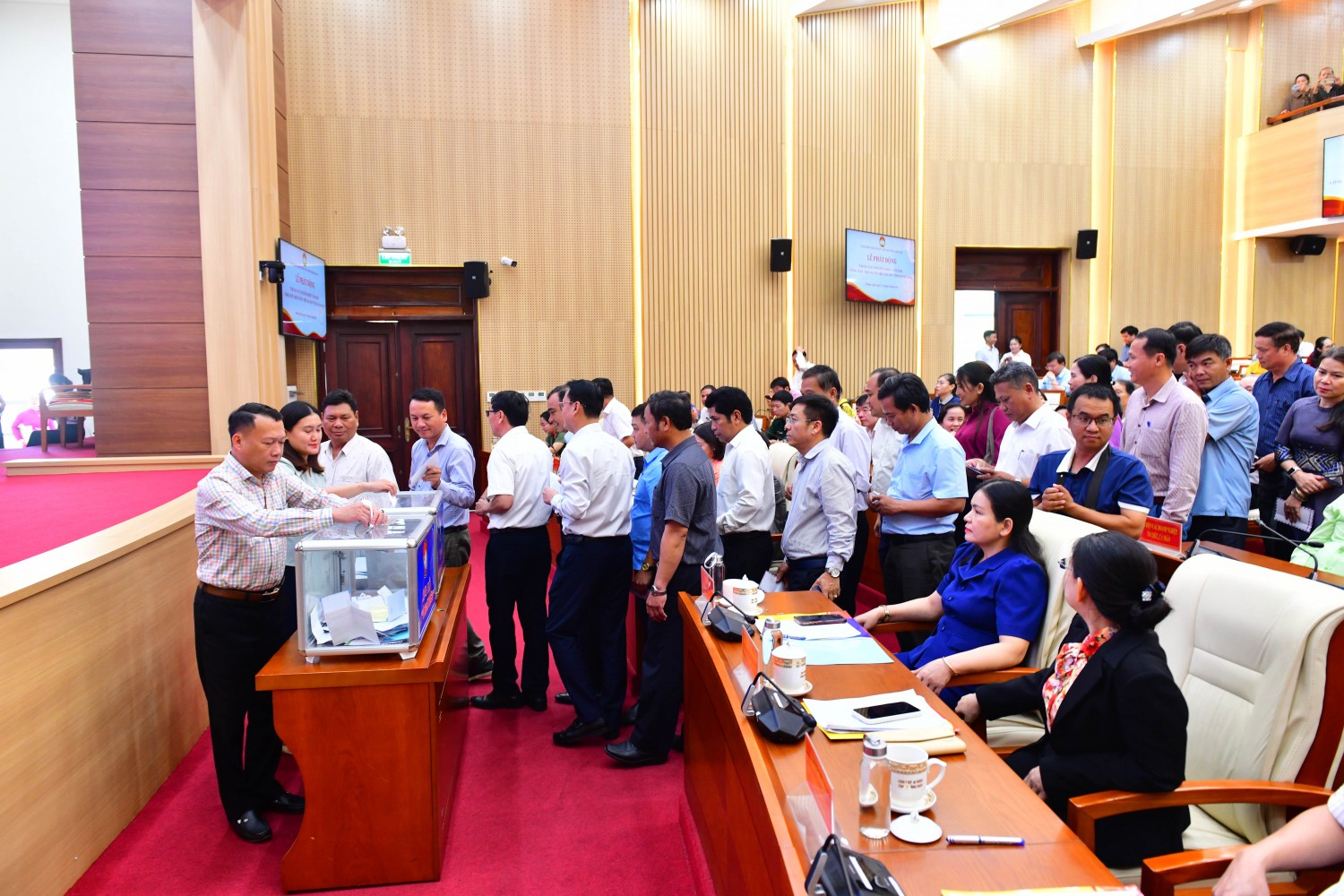 BSR ủng hộ 10 tỷ đồng cho Quỹ “Vì người nghèo” tỉnh Quảng Ngãi BSR ủng hộ 10 tỷ đồng cho Quỹ “Vì người nghèo” tỉnh Quảng Ngãi