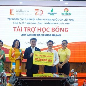 Phân bón Cà Mau mang học bổng 