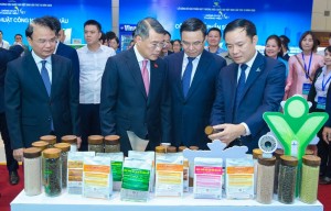 [VIDEO] Thủ tướng Chính phủ tham quan gian trưng bày của PVFCCo - Phú Mỹ tại Lễ công bố Thương hiệu quốc gia 2026
