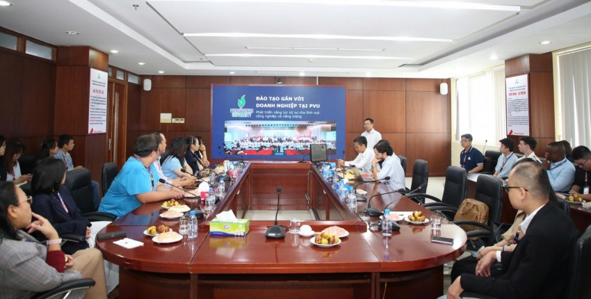 PVU và HCMUT tăng cường hợp tác đào tạo, nghiên cứu khoa học