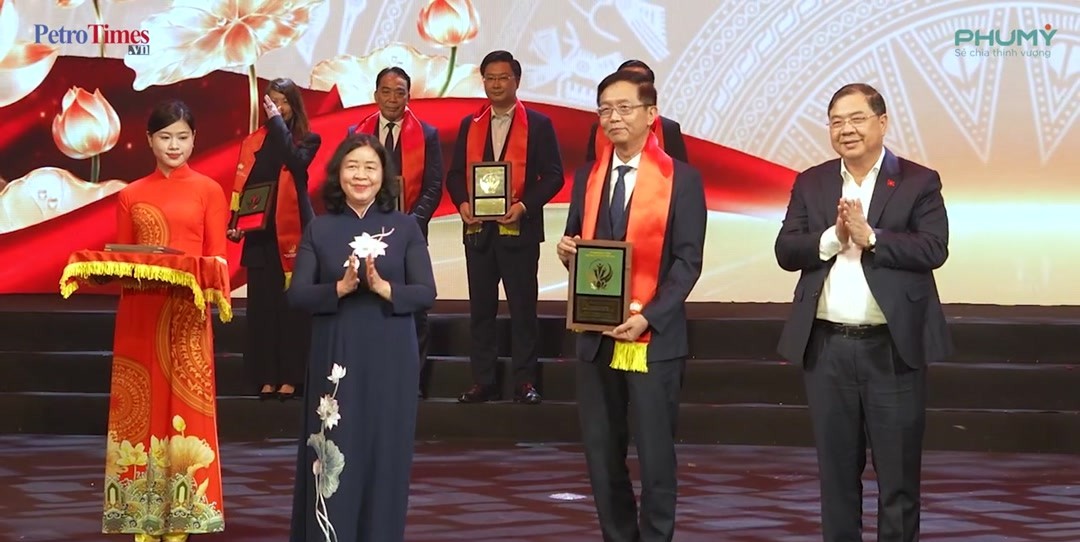 [VIDEO] PETROVIETNAM chung tay lan tỏa tình dân tộc, nghĩa đồng bào