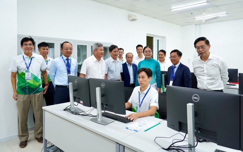 “Mỗi người thợ giỏi hôm nay chính là một phần năng lực cạnh tranh của PETROVIETNAM ngày mai” “Mỗi người thợ giỏi hôm nay chính là một phần năng lực cạnh tranh của PETROVIETNAM ngày mai”