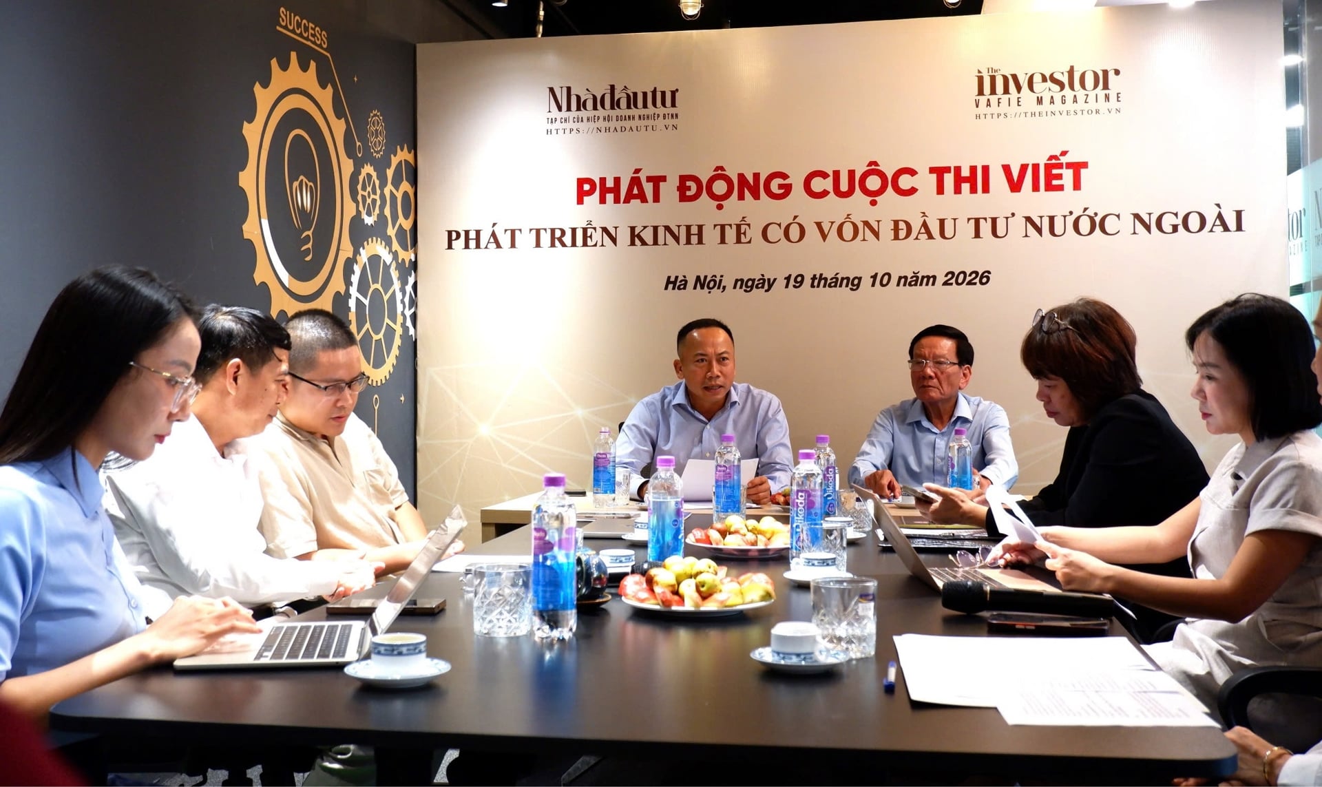 Tạp chí Nhà đầu tư phát động cuộc thi viết 