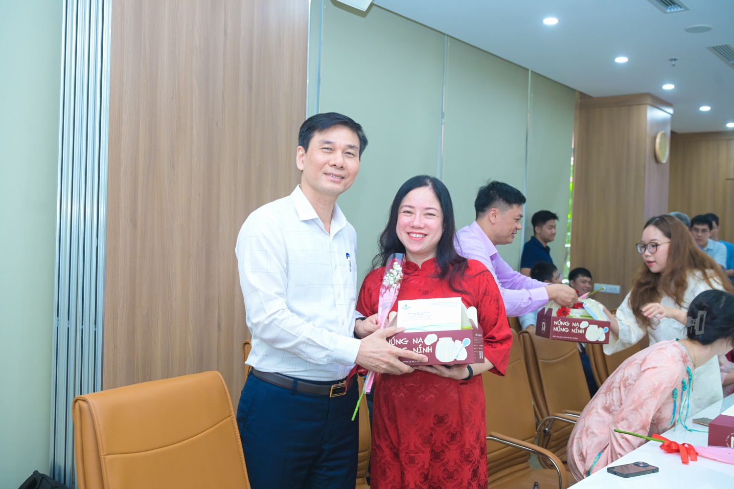 PVNDB tri ân nữ cán bộ, nhân viên nhân dịp 20/10