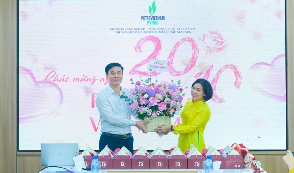 PVNDB tri ân nữ cán bộ nhân viên nhân dịp 20 10