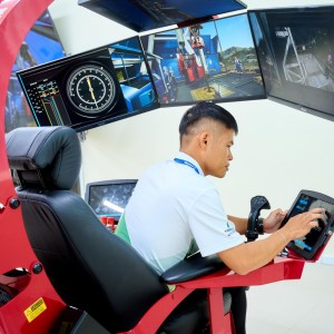 [Chùm ảnh] Ngày thi thứ 2 Hội thi Tay nghề Dầu khí lần IX - năm 2026: Sôi nổi, kịch tính, chính xác trên từng thao tác