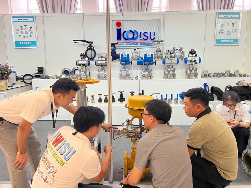 Khai mạc triển lãm máy móc, thiết bị công nghệ dầu khí, hàng hải, đóng tàu 2026