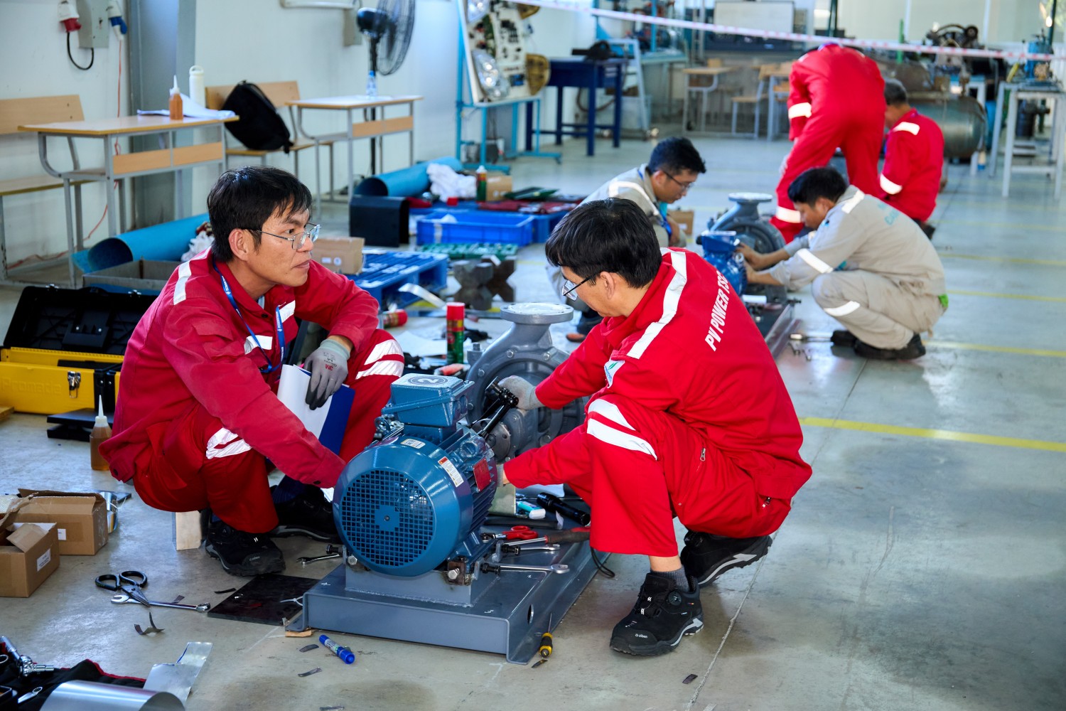 [Chùm ảnh] Hội thi Tay nghề Dầu khí lần thứ IX - năm 2026: Sôi nổi tranh tài ở 5 nghề thi mới